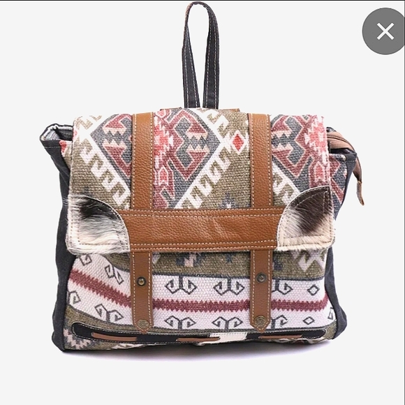 HOPOFLY BOHEMIAN STYLE CANVAS MESSAGER BAG/ BACKPACK BRAND NEW W/TAGS - Picture 5 of 6